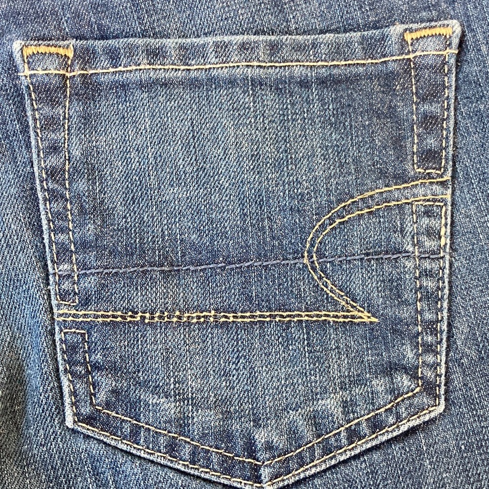 American Eagle Outfitters Women’s Straight Leg Jeans - Dark Blue - Picture 12 of 12